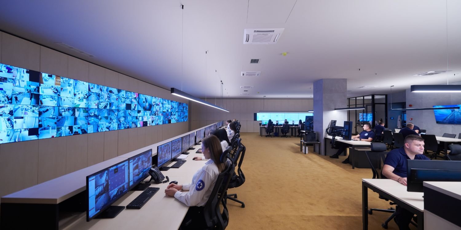24/7 network operations center